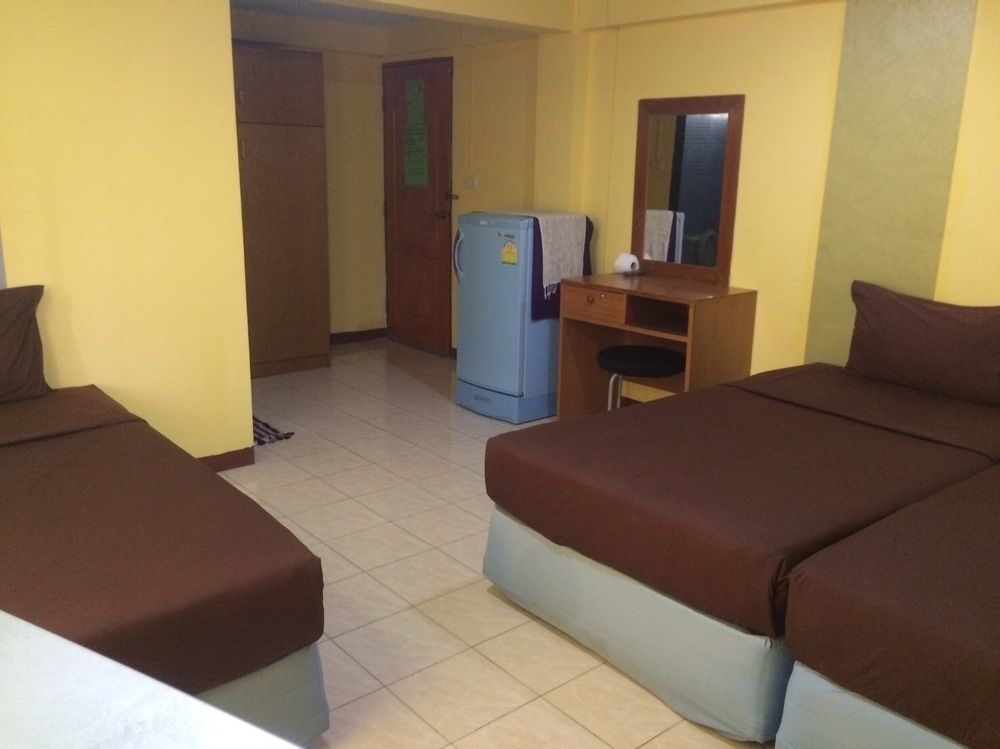 Andaman Place Guesthouse Patong Dış mekan fotoğraf