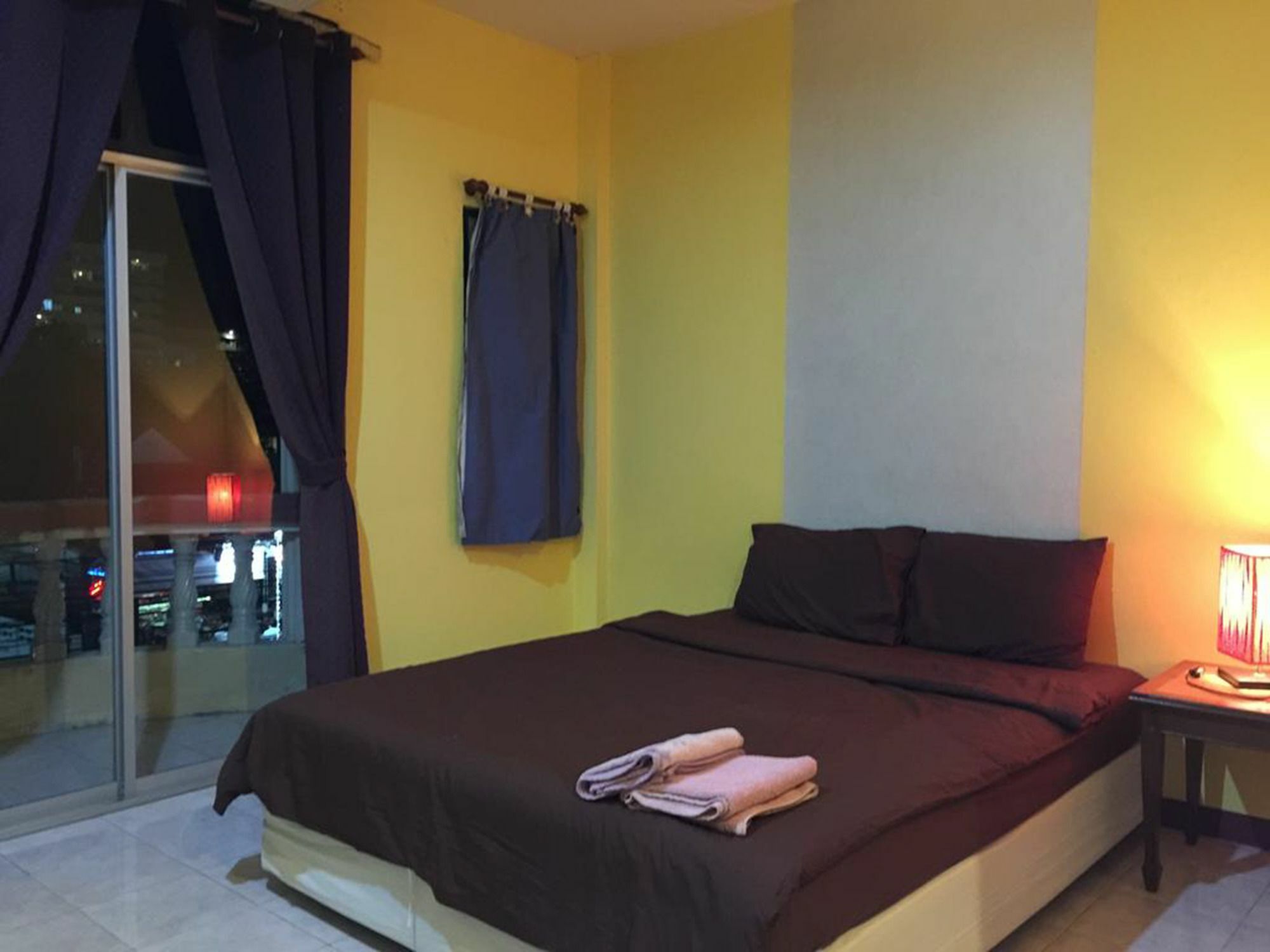 Andaman Place Guesthouse Patong Dış mekan fotoğraf