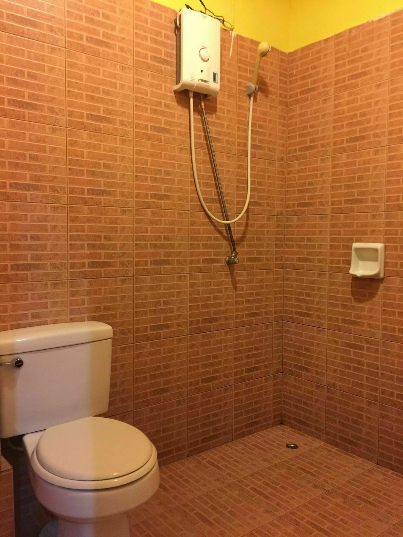 Andaman Place Guesthouse Patong Dış mekan fotoğraf