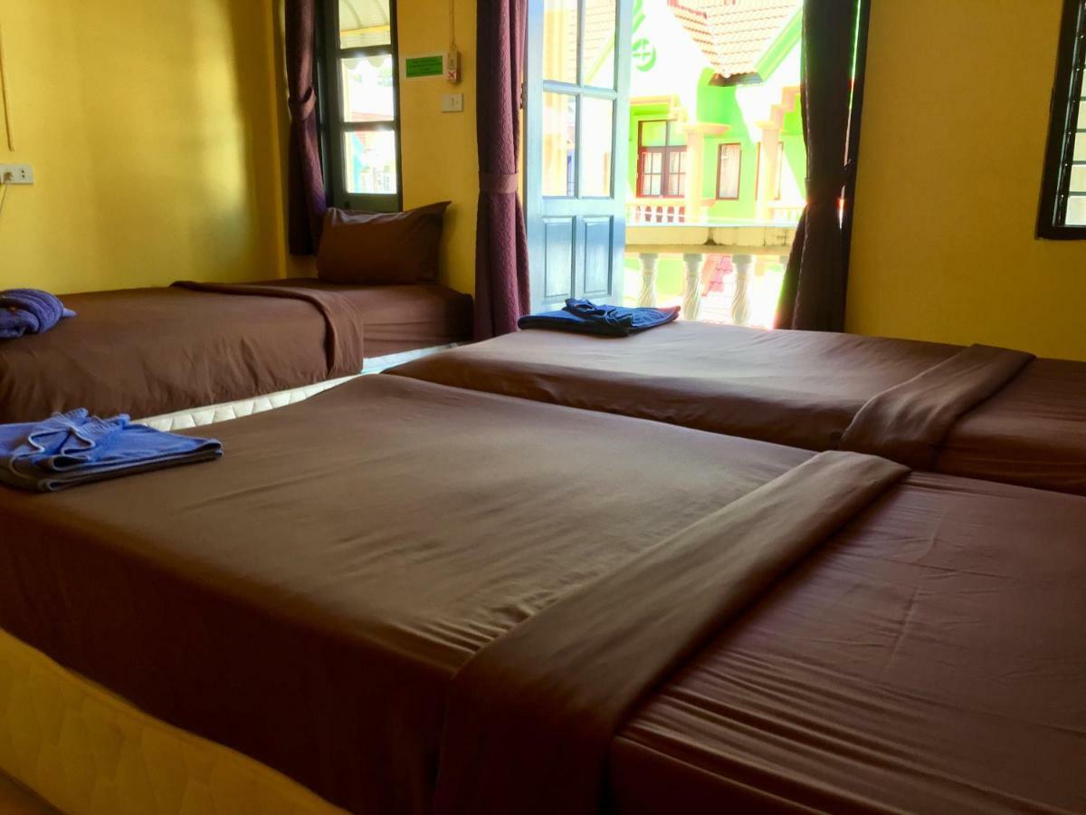 Andaman Place Guesthouse Patong Dış mekan fotoğraf